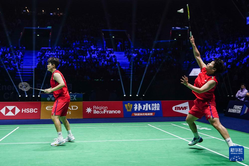 在竞争中展 在竞争中展