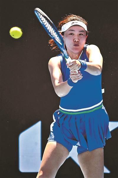 依靠老练的 依靠老练的