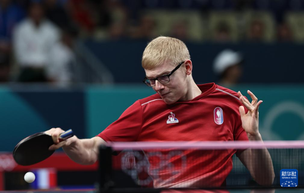 杨与凯文 杨与凯文