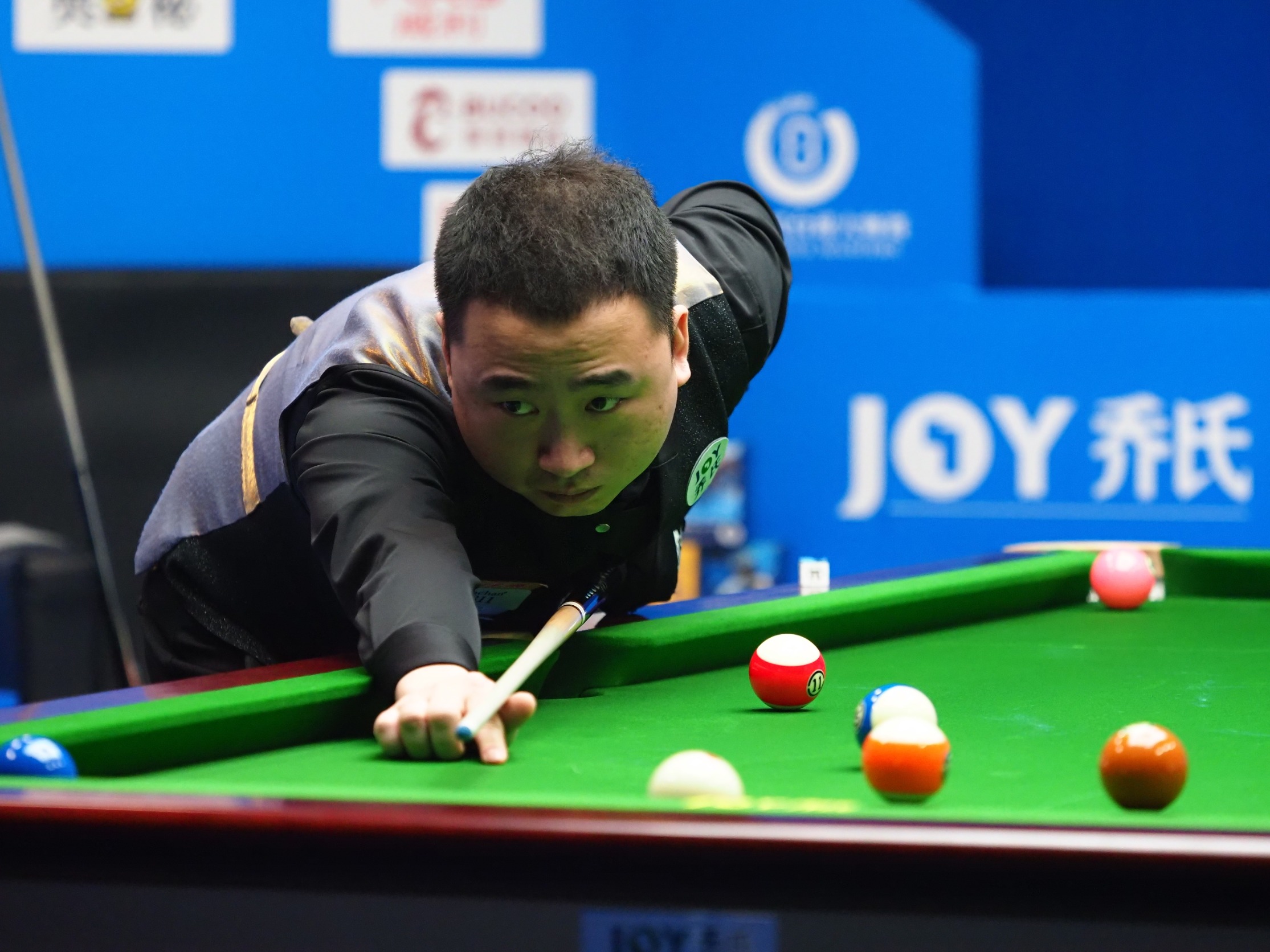 此次在聚会 此次在聚会