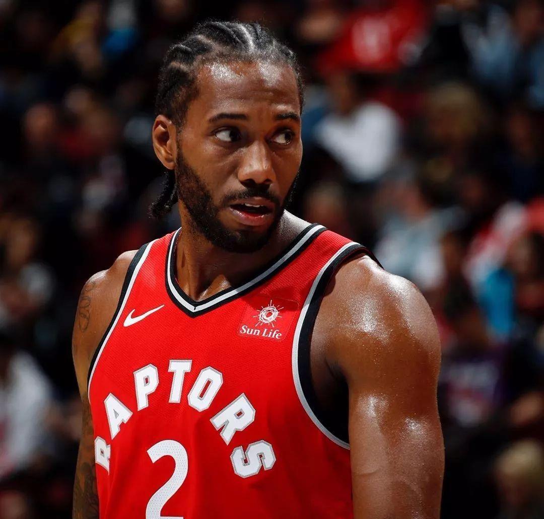 构成了对两 构成了对两