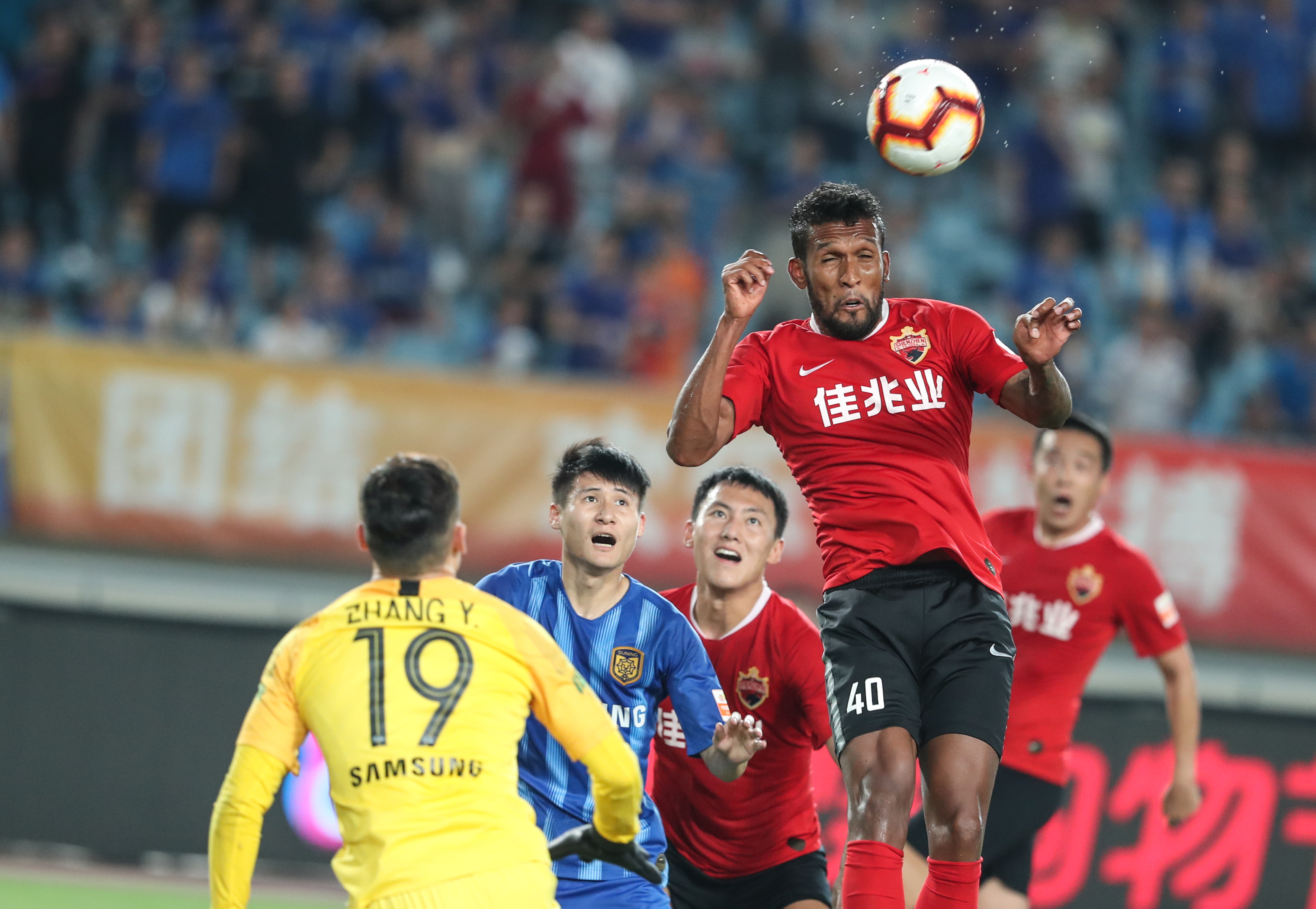 湖人的更大 湖人的更大