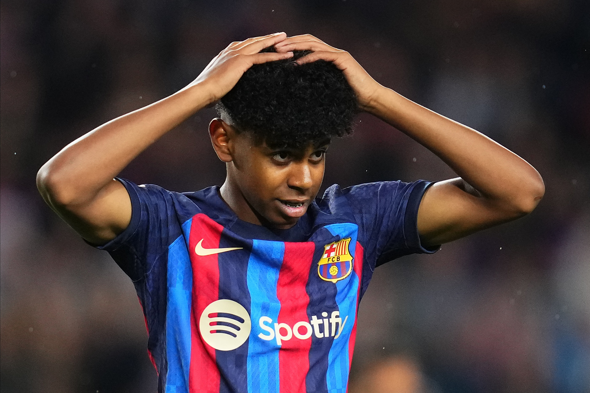 周琦为轴 周琦为轴